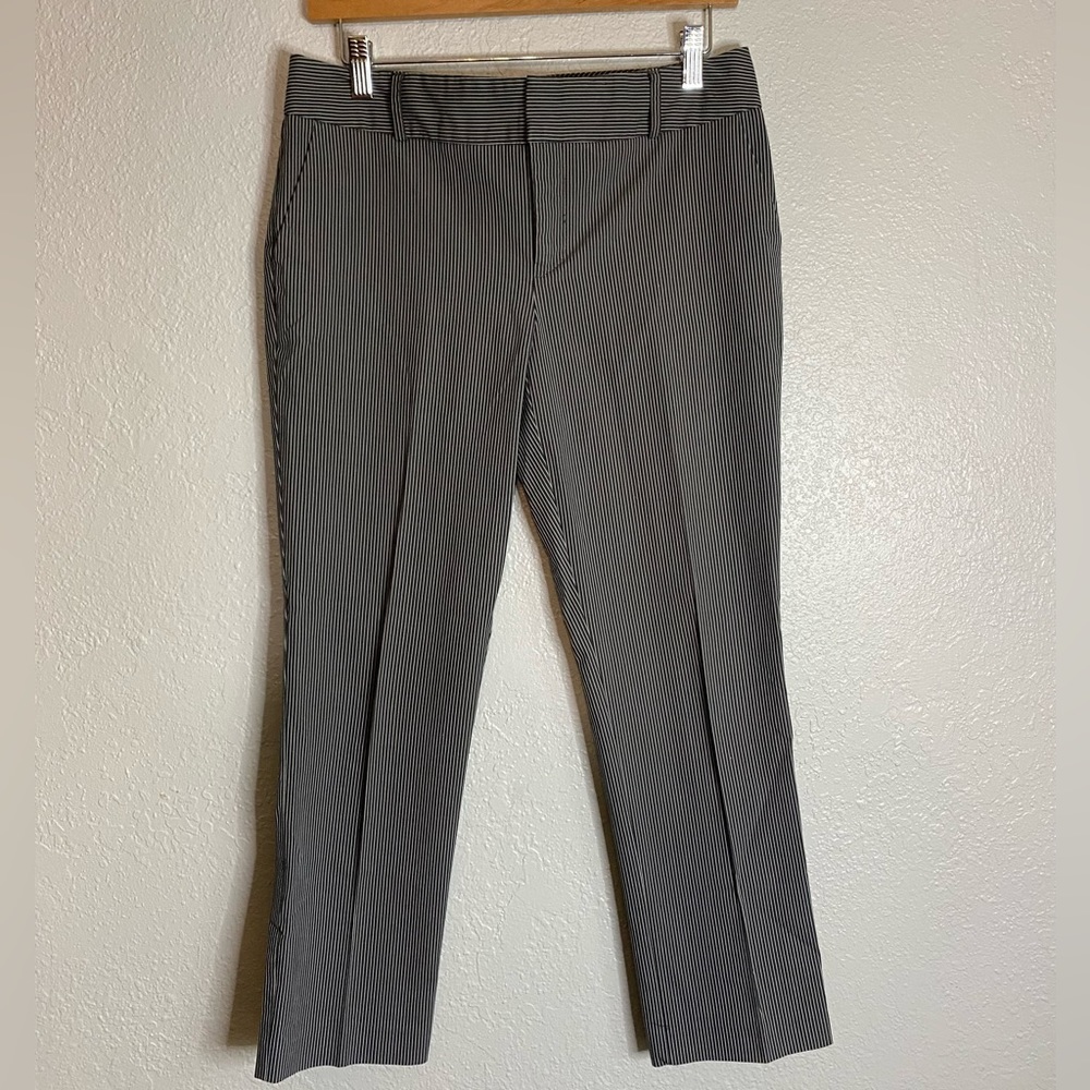 Norma Kamali Gray Stripe Trouser Crop/Ankle Pant
